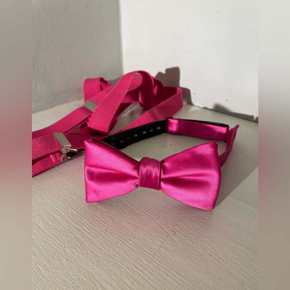 Men’s suspenders and matching bow tie